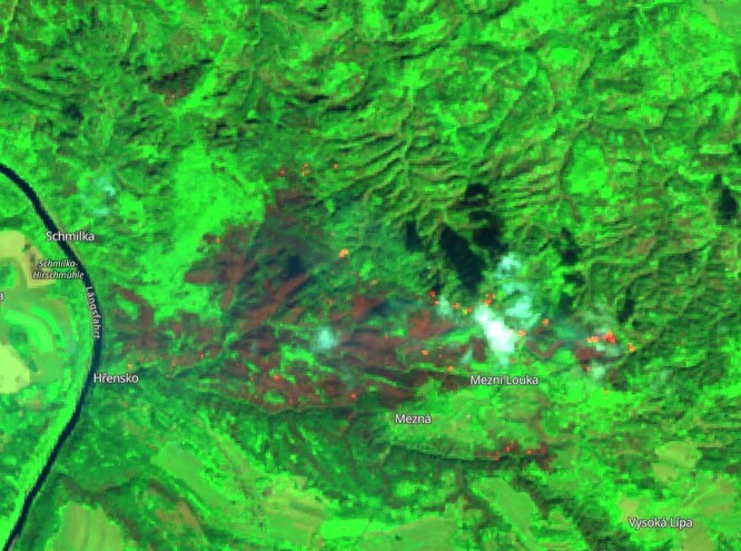 Landsat 9:51, 28.7. kontrastní barvy.